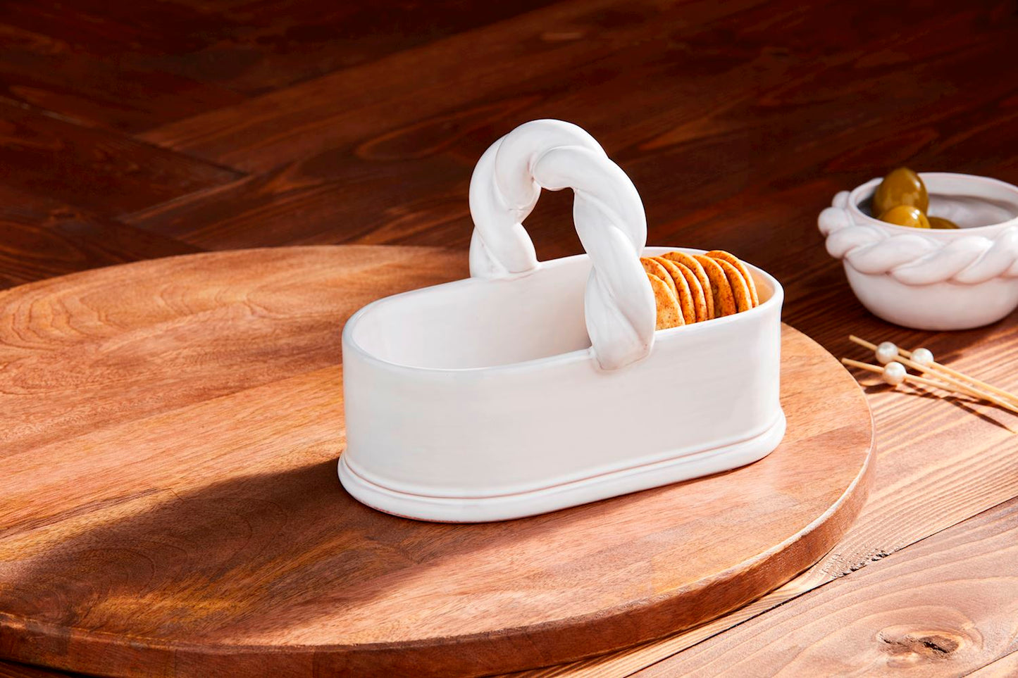 Twisted Handle Tidbit