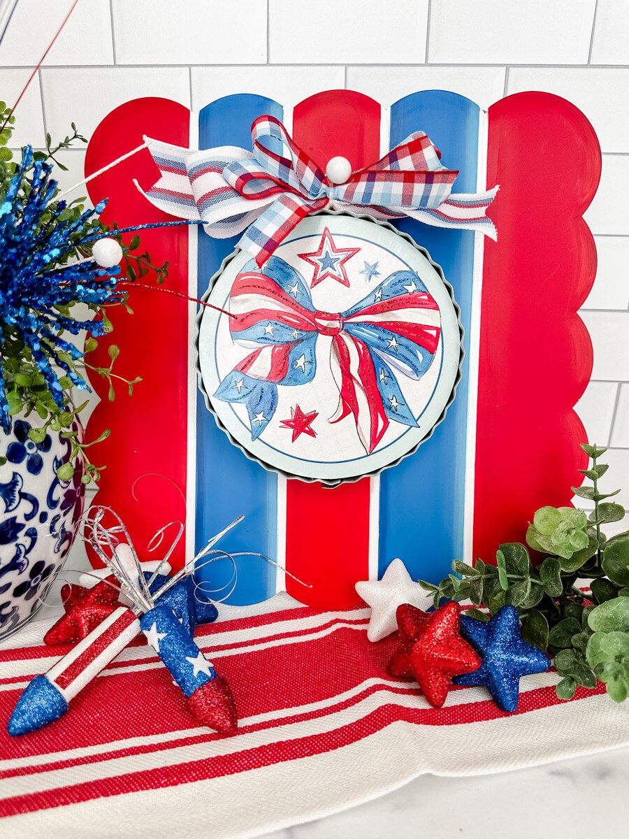 Round Stars & Stripes Mini Art