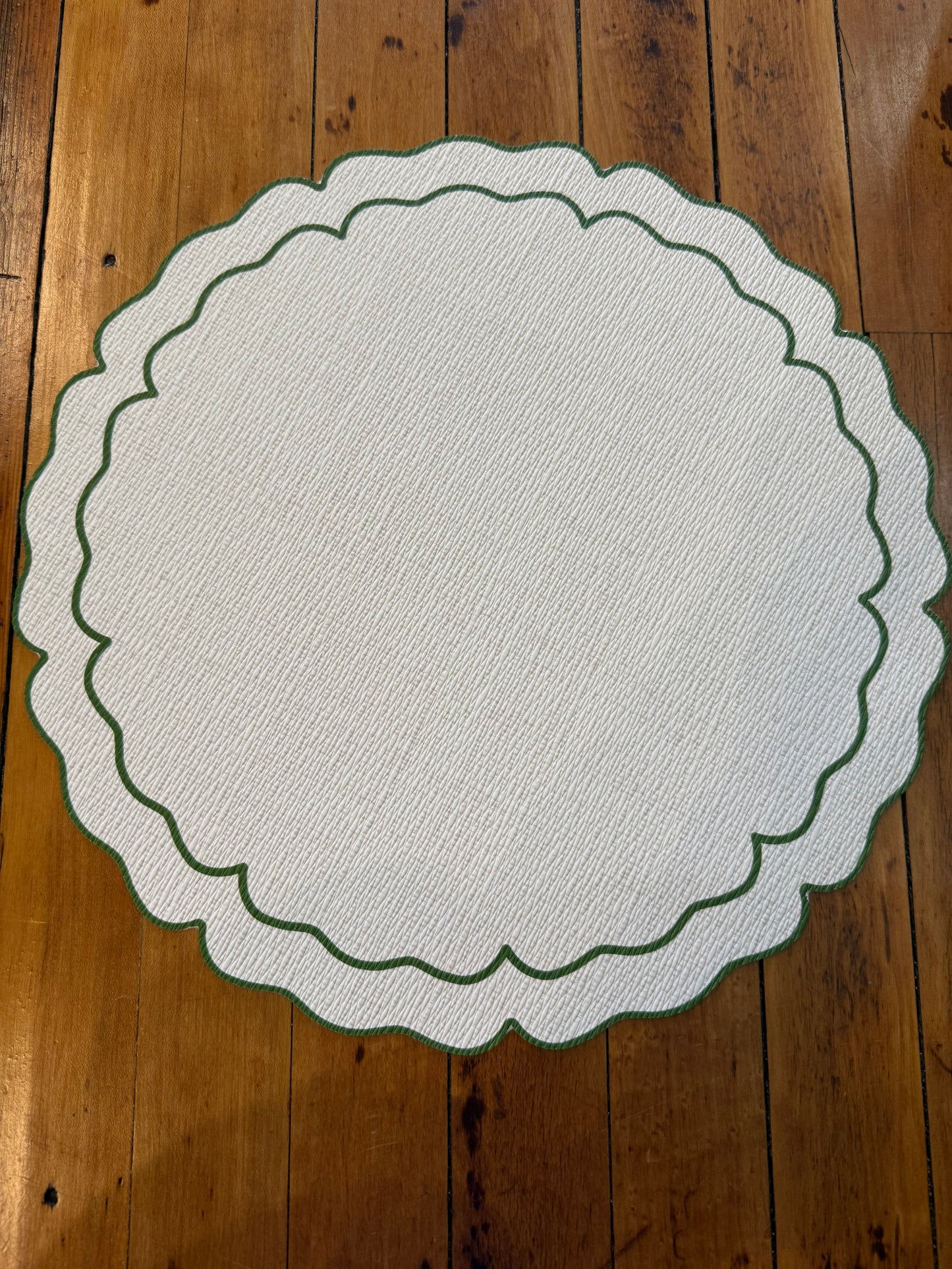 Scalloped Edge Vinilo Placemat - Set of 4