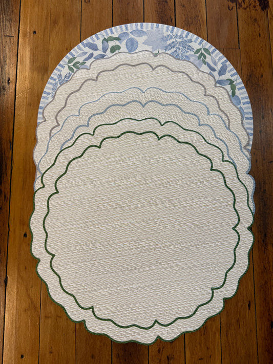 Scalloped Edge Vinilo Placemat - Set of 4