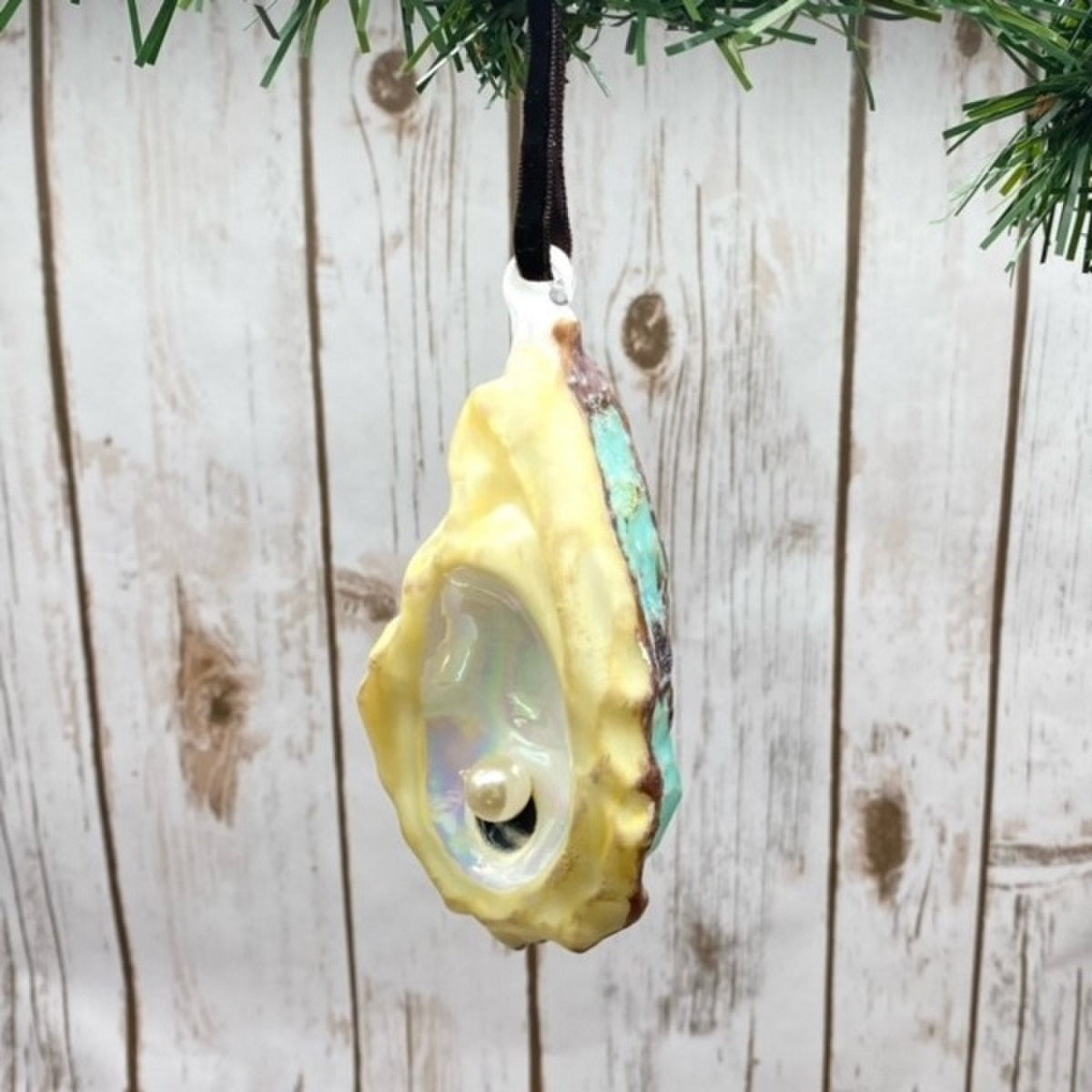 Oyster Shell With Pearl Ornament
