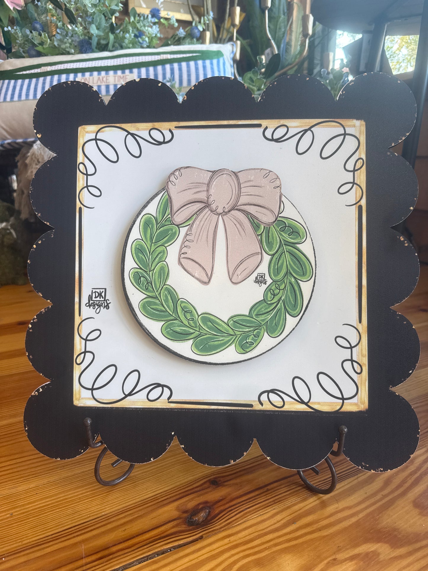 Black & Gold Frame w/ Wreath Mini