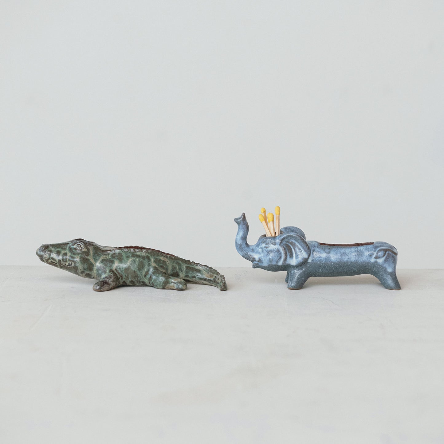 Stoneware Alligator Match Holder w/ Striker