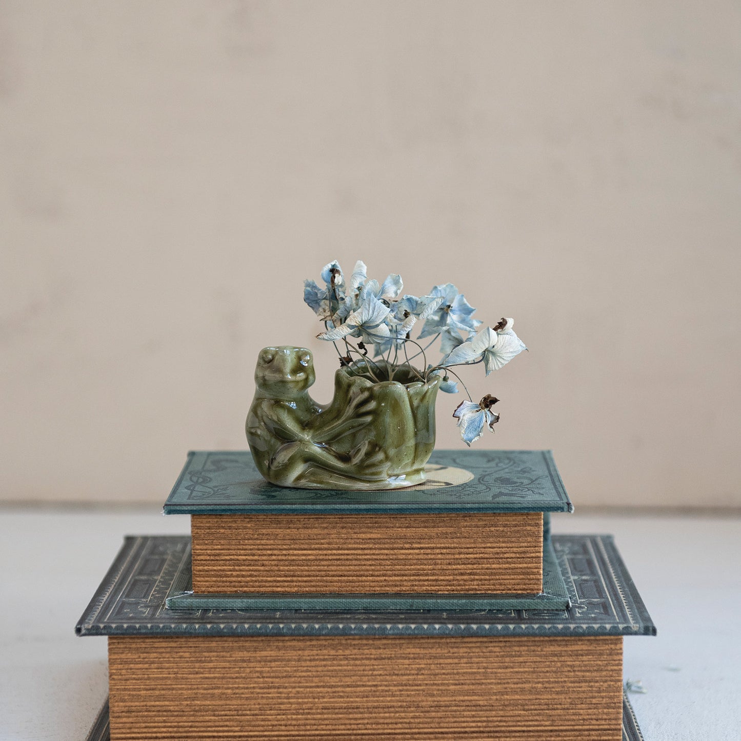 Stoneware Frog Holding Flower Shaped Vase