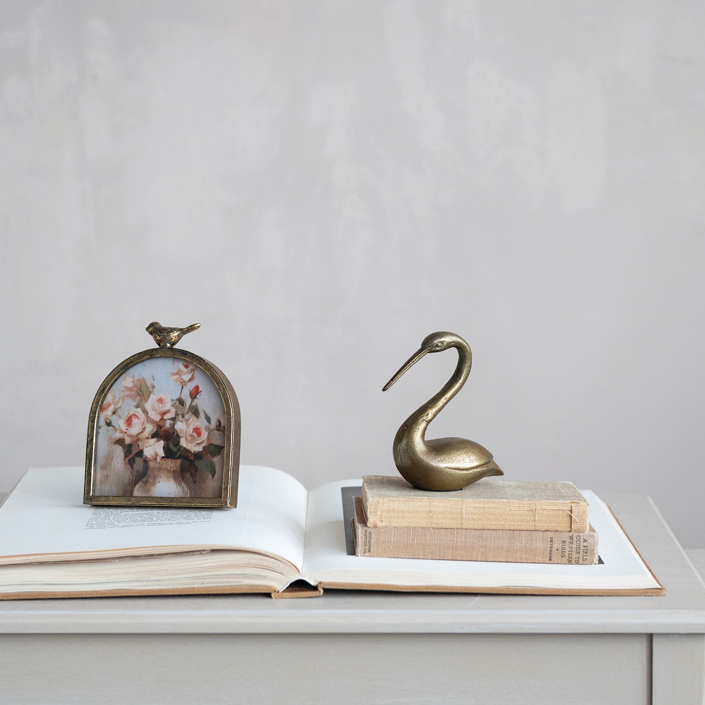 Metal Arched Photo Frame with Bird Finial