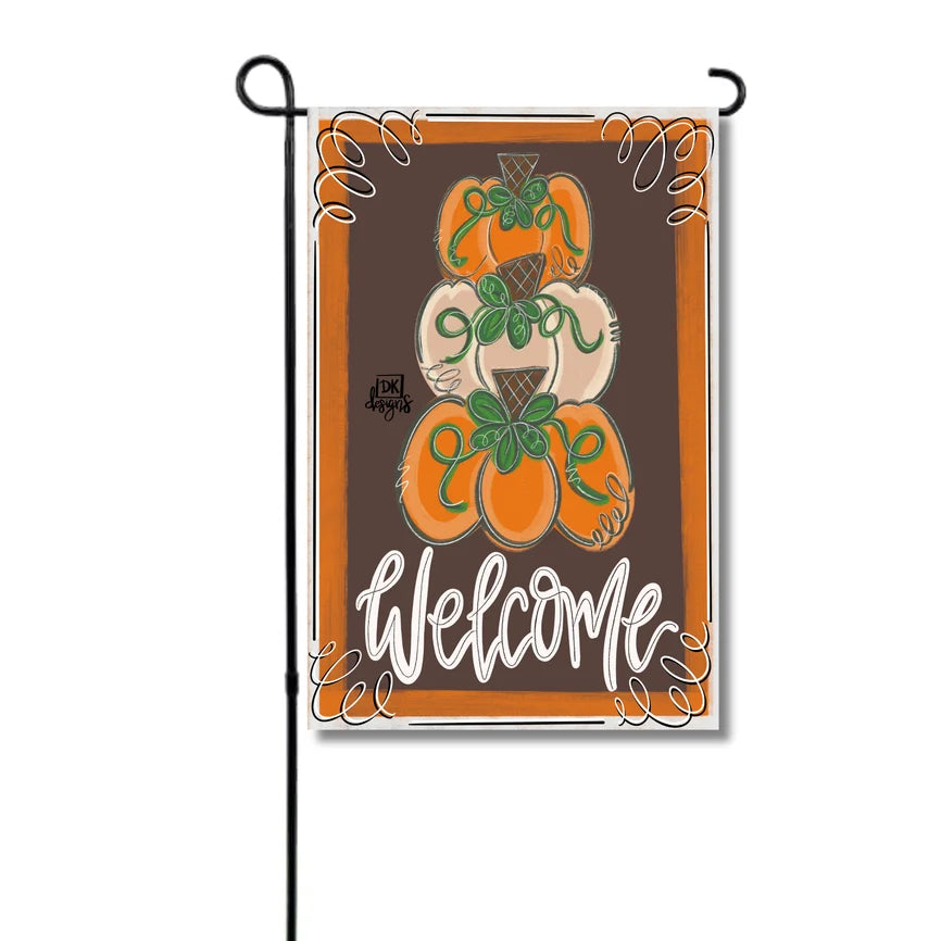 Tan Pumpkin Stack Garden Flag
