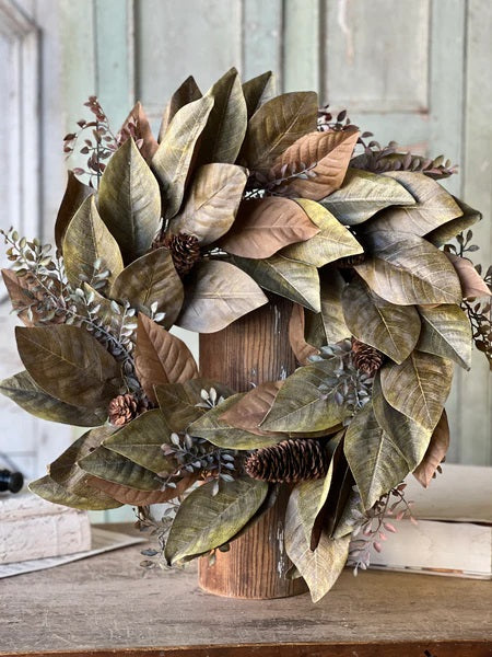 Montage Magnolia Floral Collection