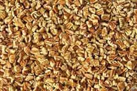 York Medium Pecan Pieces