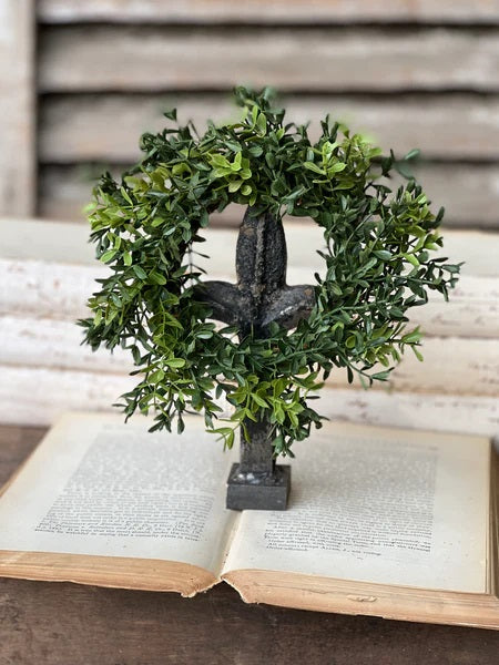 New England Boxwood Candle Rings