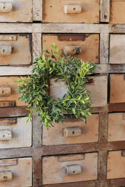 New England Boxwood Candle Rings