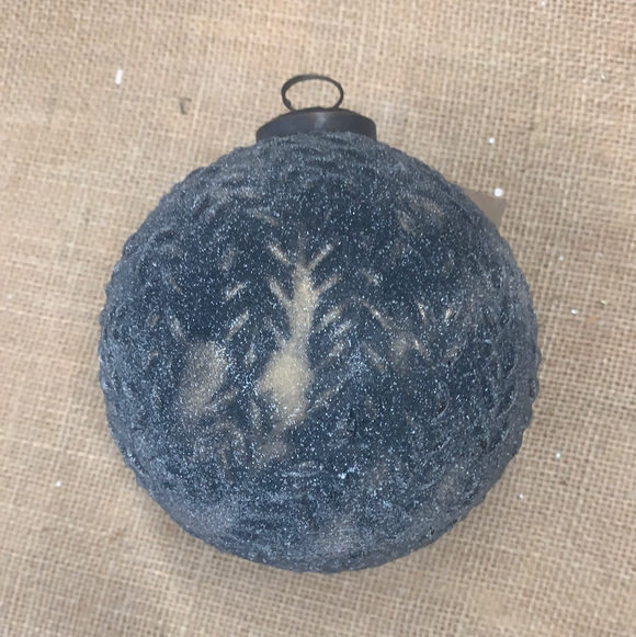 Lg Black Round Ornament